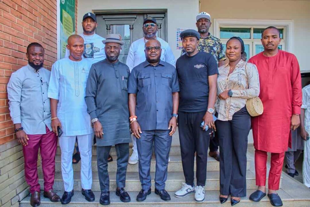 Chief Dr Dennis Otuaro in a group photograph with
officials the IYC 9th NEC 