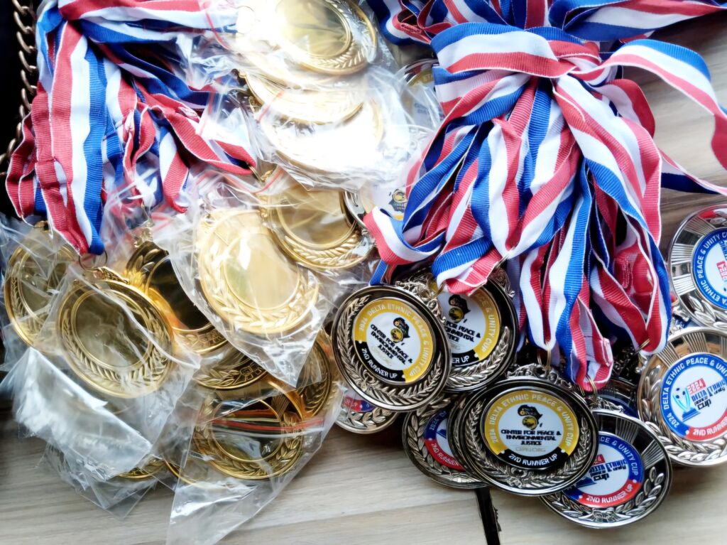 Medals for participating teams and officials 