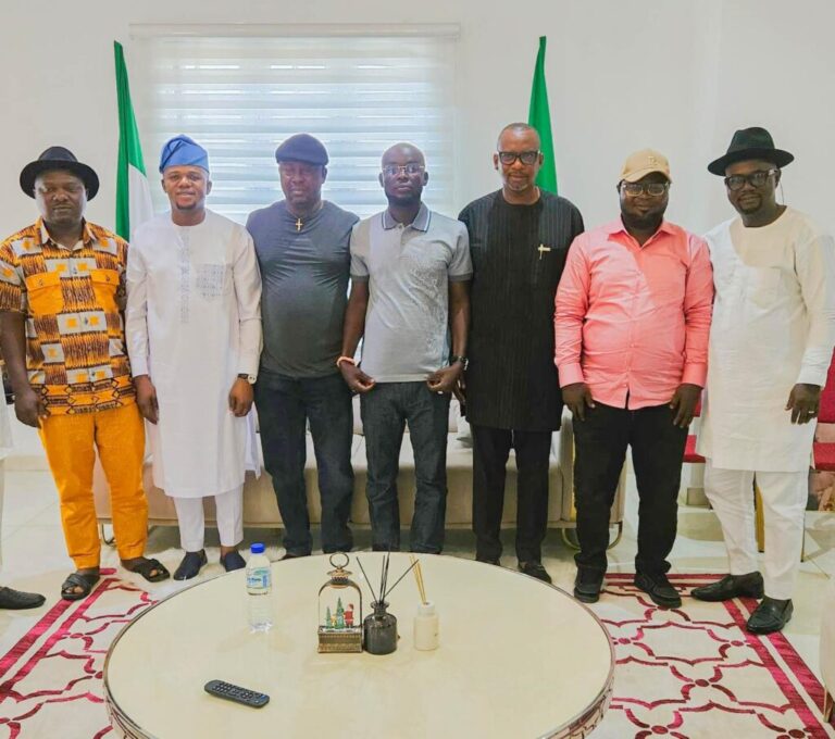 Chief Lawuru with some APC Stakeholders